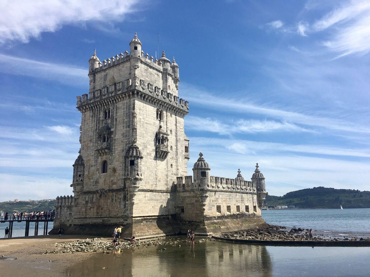 発見のモニュメントと世界遺産ベレンの塔。

発見のモニュメントは思っていた...