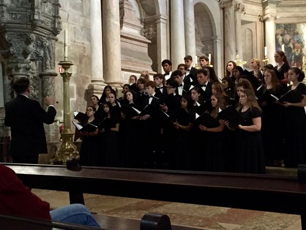 ポルトガル・リスボン「NRT ✈︎ HKG ✈︎ FOC ✈︎ LIS 🚇 OPO ✈︎ FRA  ✈︎ HKG  ✈︎ NRT」の写真：帰りにまたジェロニモス修道院へ寄ると、入...