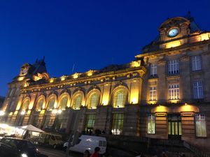 São Bento駅と駅構内。アズレージョがとても美しい😍
リベルダーデ広...