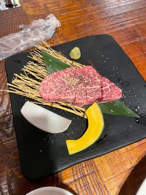 肉肉！からのたこ焼きやっすい！