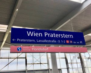 マルペンサからウィーン空港に到着、電車で市内に向かいます。