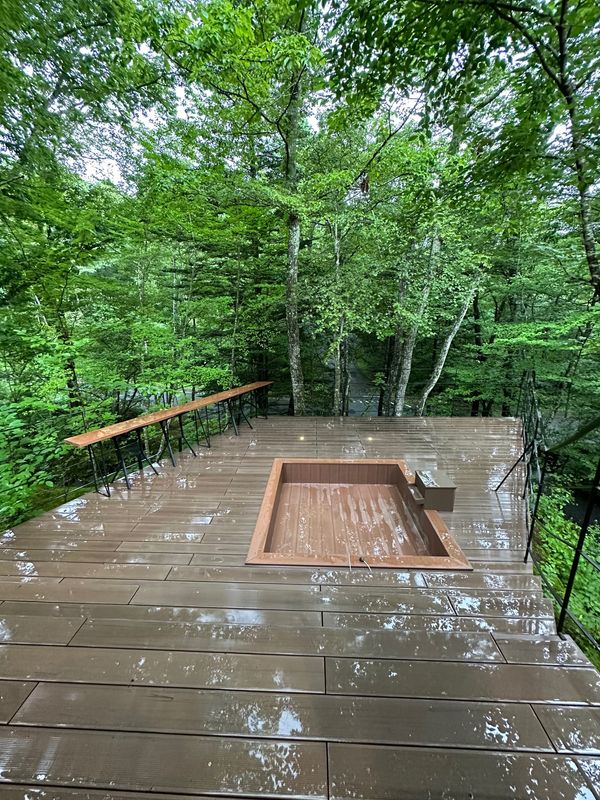 日本「ロックフォレスト北軽井沢」の写真：ホテルが高騰している中、ホテルより安い戸...