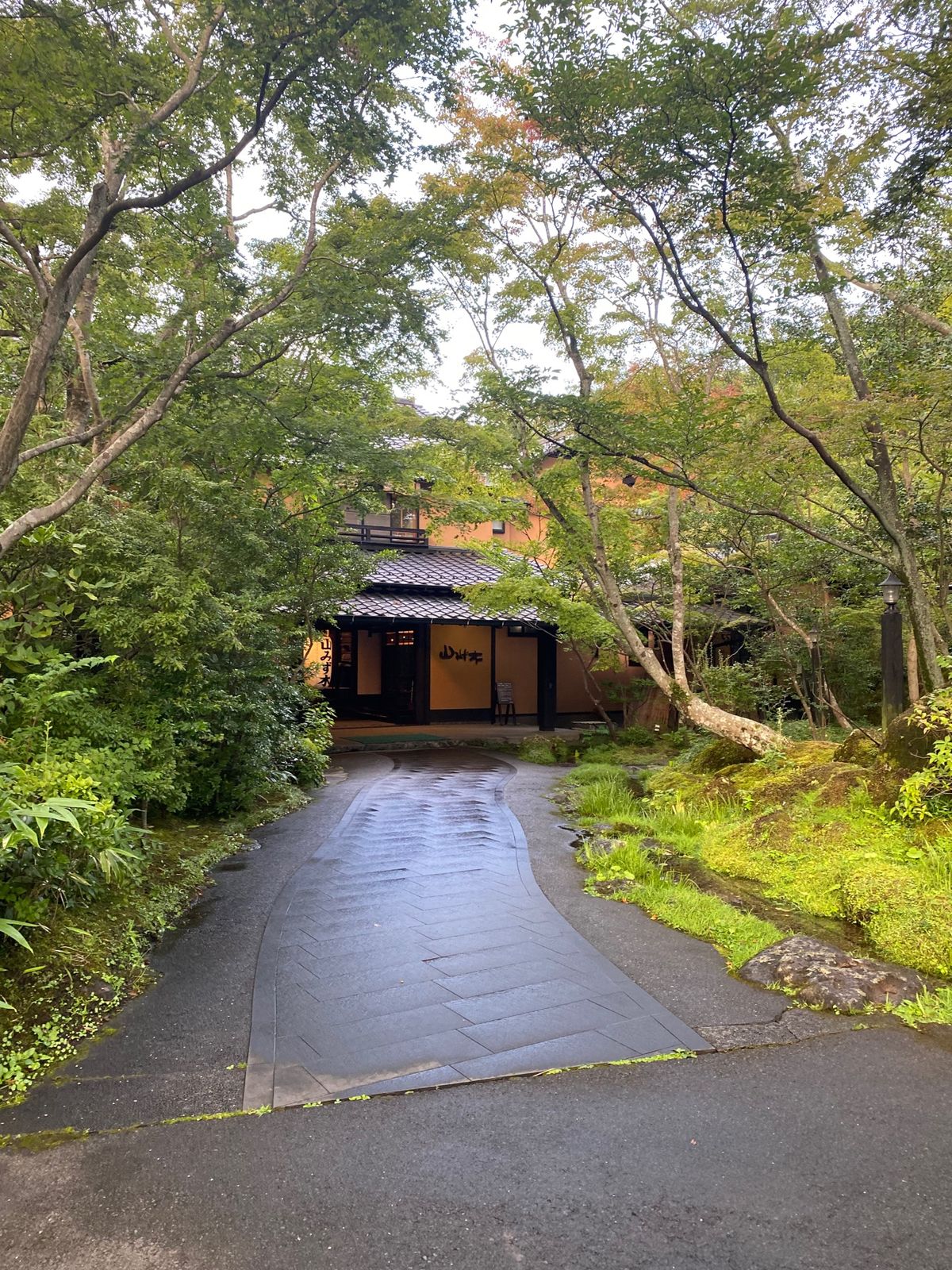 久しぶりの黒川温泉。
黒川温泉の父、観光のカリスマと呼ばれた
故•後藤哲也...