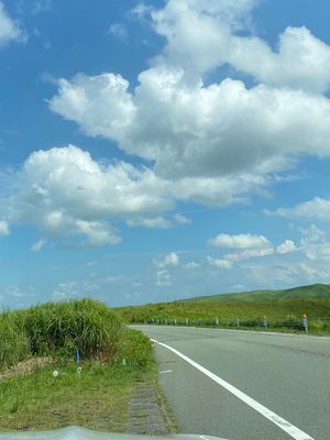 菊池阿蘇スカイライン、ミルクロードを走ります
ザ•高原の素晴らしい景色

...