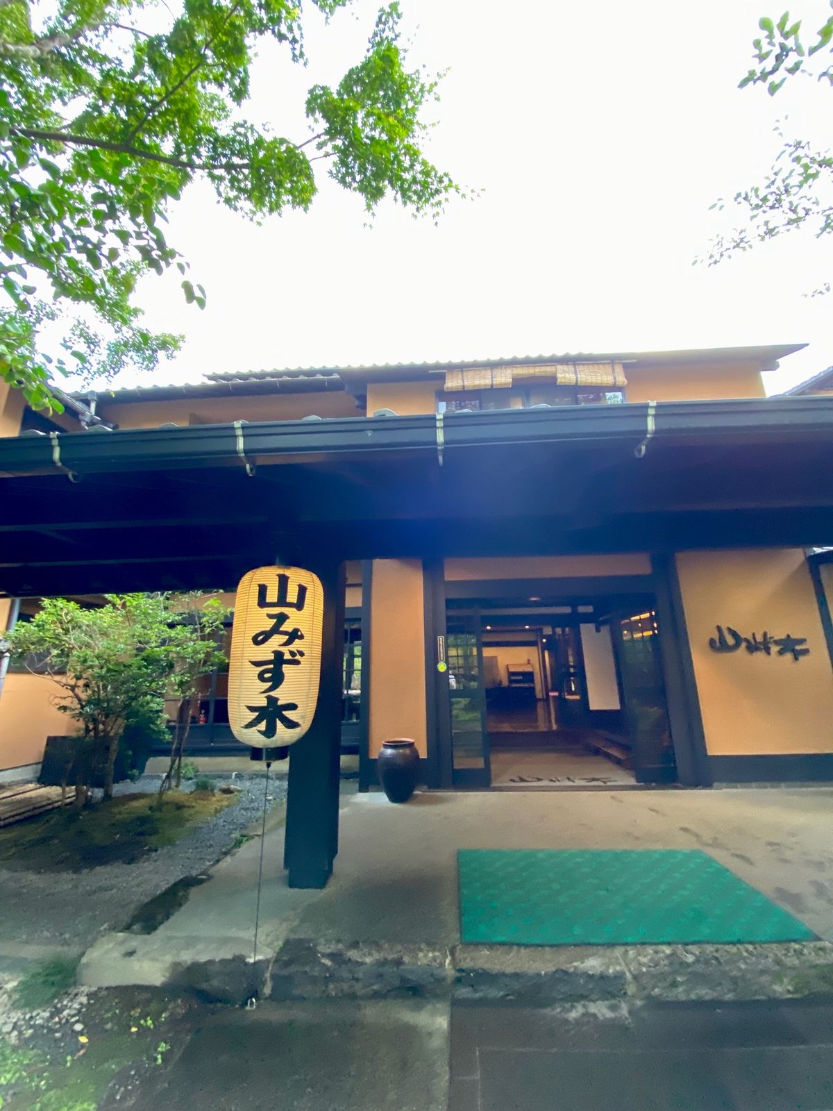 久しぶりの黒川温泉。
黒川温泉の父、観光のカリスマと呼ばれた
故•後藤哲也...
