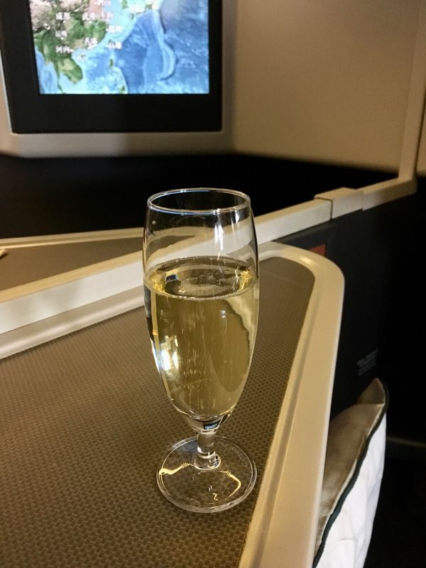 香港・跑馬地 Happy Valley「NRT ✈︎ HKG ✈︎ NRT」の写真：コロナ前の機内食は本当に良かった。

ウ...