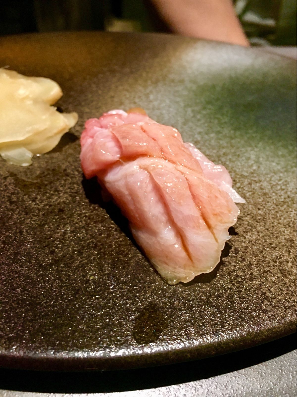 ここの鮨は本当に好きだったが、今はもうない。