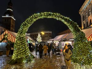 クリスマスマーケットはドーマ広場で