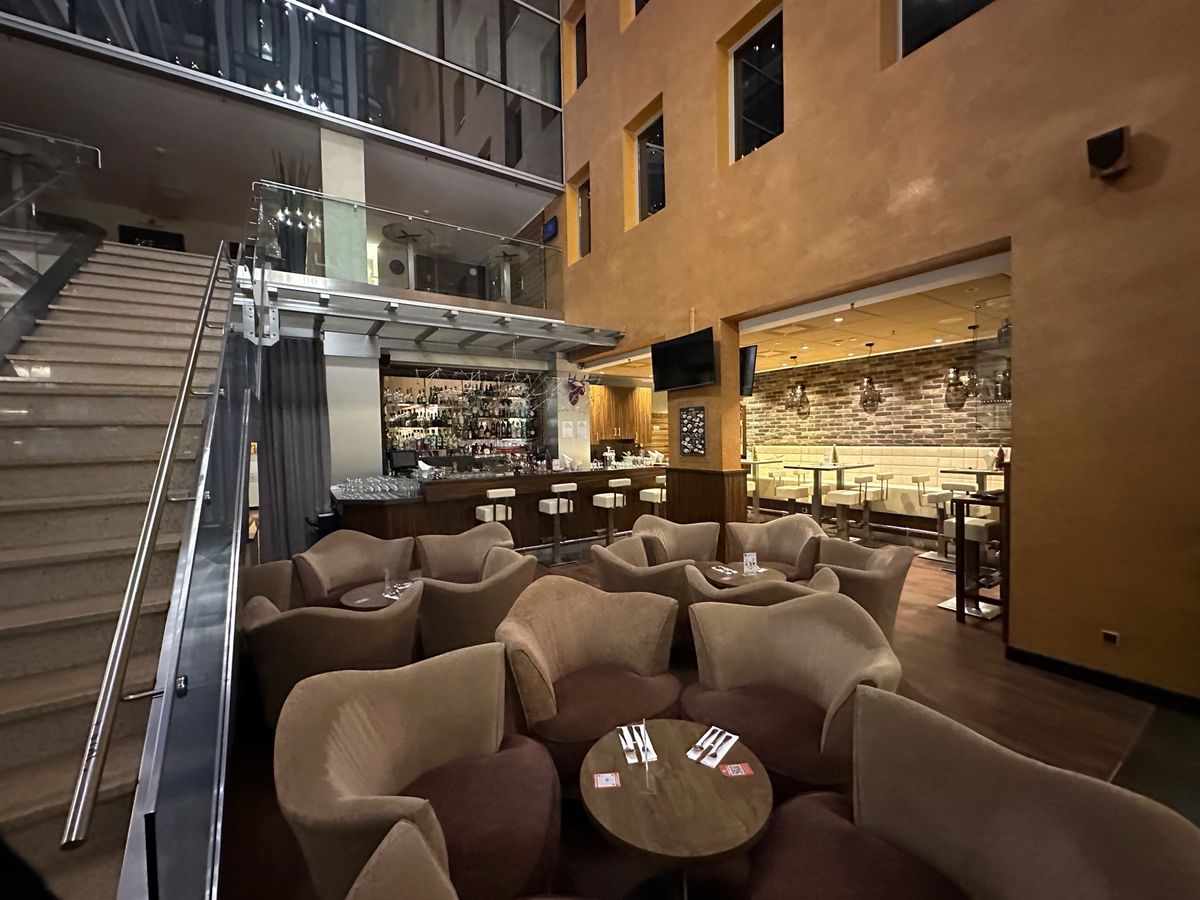 ホテルで地元フードを食す
スィエリンシュ
ケフィール
ホテル朝食