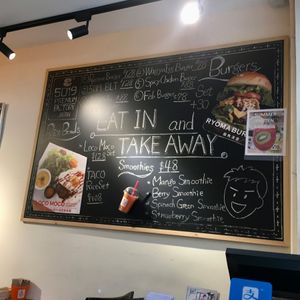 ランチはハンバーガー