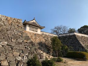 力尽きて岡山県泊、誘われて鳥取金持神社