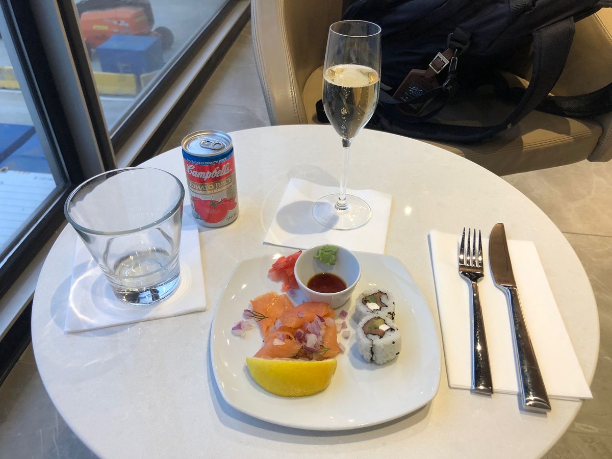 朝ごはんはフラッグシップラウンジで
色々ありますよ