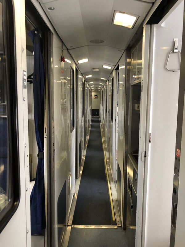 アメリカ(米国)・ニューヨーク「2022.04 ORD.MIA.JFK」の写真：ひとりなのでルーメット
コンパクトにまと...