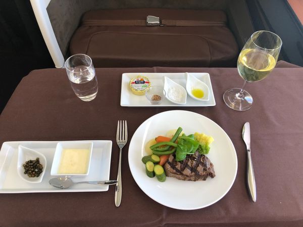 アメリカ(米国)・ニューヨーク「2022.04 ORD.MIA.JFK」の写真：メインのステーキ