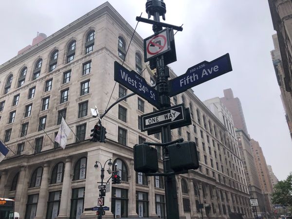 アメリカ(米国)・ニューヨーク「2022.04 ORD.MIA.JFK」の写真：かつて会社の事務所があったところで現地ス...