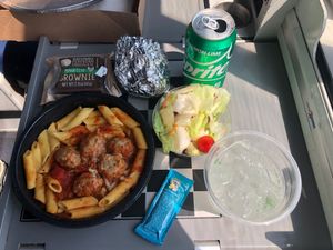 ランチ
列車内4食目
あまりお天気はよくありません
ワシントンDCに着きました