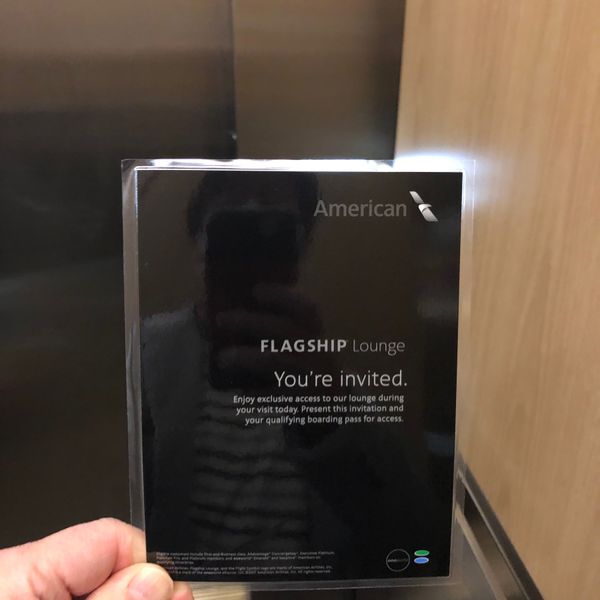 アメリカ(米国)・ニューヨーク「2022.04 ORD.MIA.JFK」の写真：フラッグシップラウンジで朝シャン