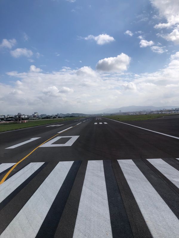 台湾・台北「2022.11TSA台湾列車の旅」の写真：飛びます❣️飛びます❣️

ソラの上はい...