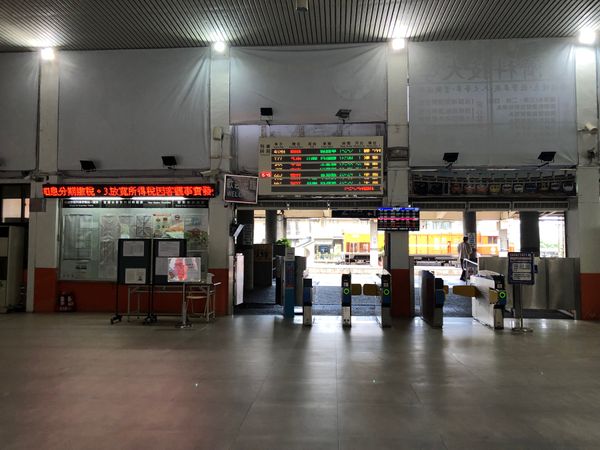 台湾・台北「2022.11TSA台湾列車の旅」の写真：新型特急に乗り宜蘭へ

用事はないので、...