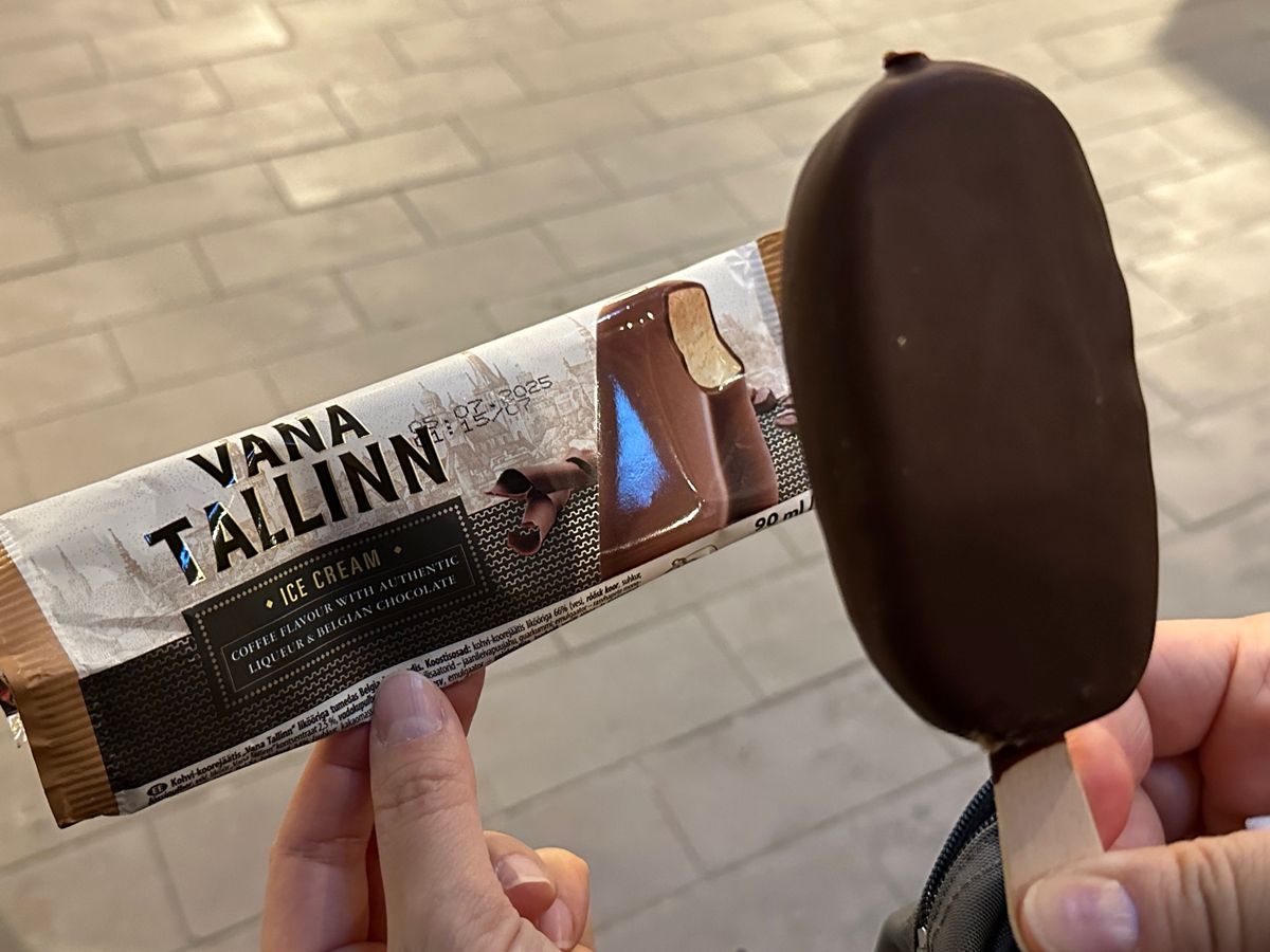 ヴァルティマーヤ市場
冬に食べるアイスも中々