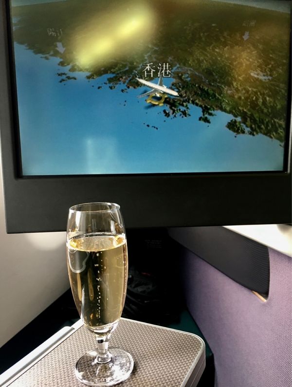 香港・跑馬地 Happy Valley「NRT ✈︎ HKG ✈︎ NRT」の写真