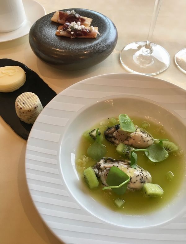 香港・跑馬地 Happy Valley「NRT ✈︎ HKG ✈︎ NRT」の写真：香港のフレンチもやっとここまで来た