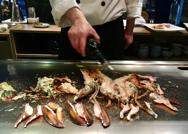 香港・跑馬地 Happy Valley「NRT ✈︎ HKG ✈︎ NRT」の写真：初日は銅羅湾で鉄板焼き