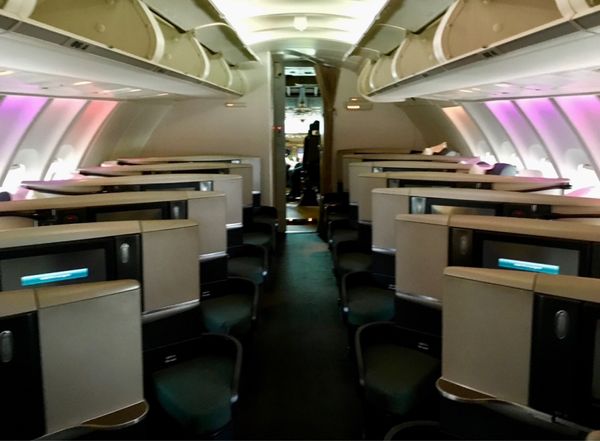 香港・跑馬地 Happy Valley「NRT ✈︎ HKG ✈︎ REP ✈︎ HKG ✈︎ HND」の写真：香港でカナダ人妻と別れて東京へ。