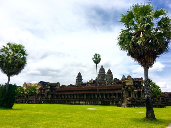 香港・跑馬地 Happy Valley「NRT ✈︎ HKG ✈︎ REP ✈︎ HKG ✈︎ HND」の写真