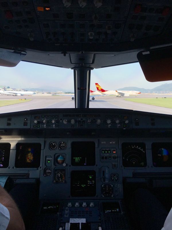 香港・跑馬地 Happy Valley「NRT ✈︎ HKG ✈︎ REP ✈︎ HKG ✈︎ HND」の写真：香港に1泊した後、シェムリアップへ向かい...