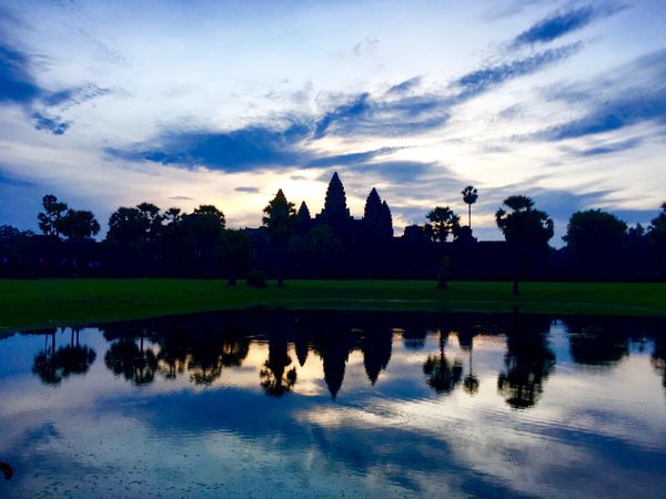 香港・跑馬地 Happy Valley「NRT ✈︎ HKG ✈︎ REP ✈︎ HKG ✈︎ HND」の写真：サンライズのアンコールワット