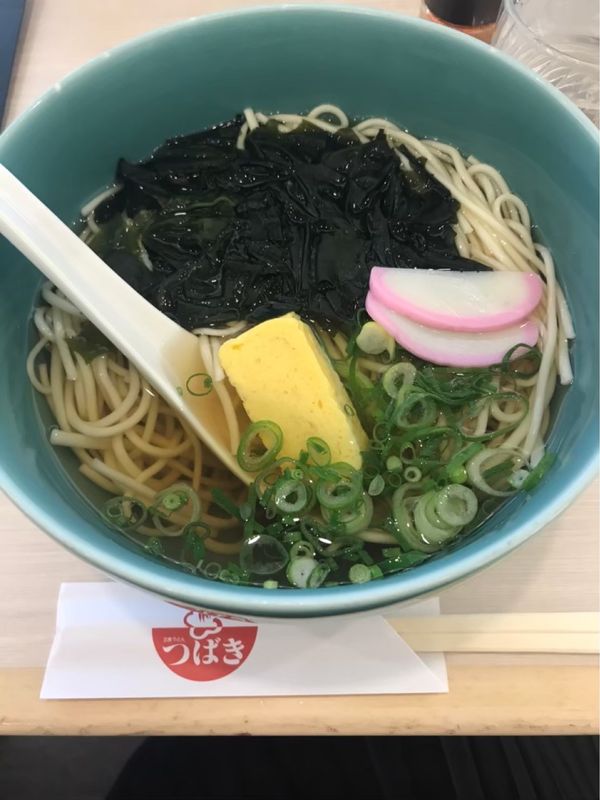 日本・長崎県「弾丸長崎の旅」の写真：長崎で食べたもの。
空港での朝うどんと
...