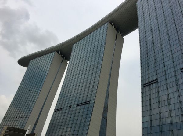 香港・跑馬地 Happy Valley「 NRT ✈︎ HKG ✈︎ SIN ✈︎ BKK ✈︎ HKG ✈︎ NRT」の写真：マリーナ•ベイ•サンズ