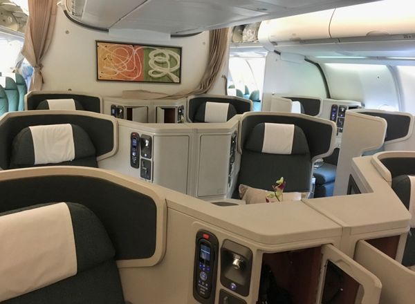 香港・跑馬地 Happy Valley「 NRT ✈︎ HKG ✈︎ SIN ✈︎ BKK ✈︎ HKG ✈︎ NRT」の写真：バンコク経由で香港、その日の夜のフライト...