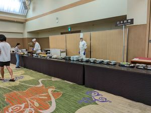 朝食会場は長野

軽井沢プリンスホテルはレストランめちゃ混む。夕食なんかは...