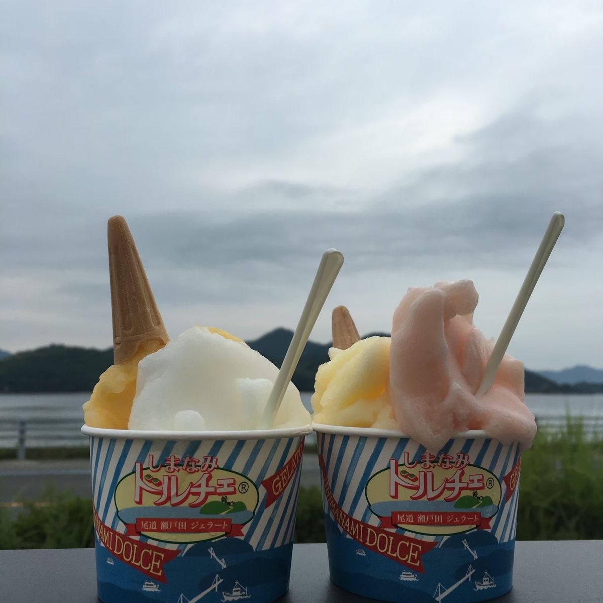広島で食べた美味しいもの。
広島焼き、牡蠣、ジェラート🍧