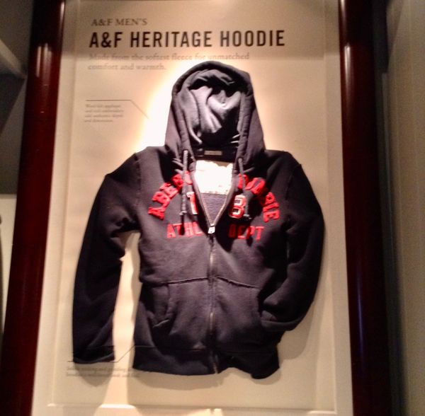 アメリカ(米国)・サンフランシスコ「NRT ✈︎ HKG ✈︎ SFO ⛐ Yosemite ⛐ SFO ✈︎ HKG ✈︎ NRT」の写真：アバクロで買い物