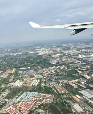 いつも通り、香港経由で成田に向かいます。