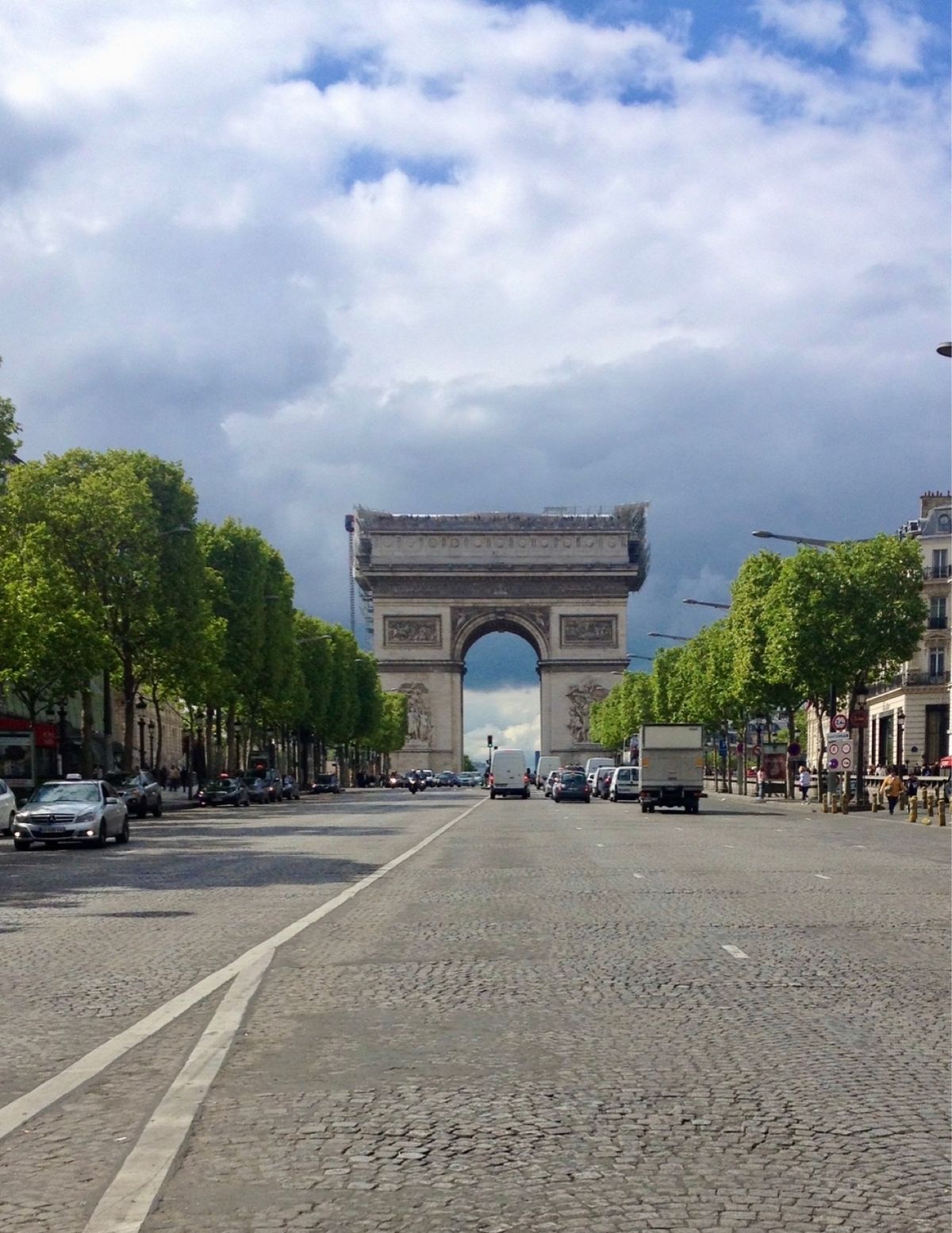 ランチはカフェで。
