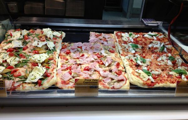 香港・跑馬地 Happy Valley「NRT ✈︎ HKG ✈︎ MXP 🚇 Venezia 🚇 Firenze 🚇 Pisa 🚇 Firenze 🚇 MXP ✈︎ HKG ✈︎ NRT」の写真：マルペンサからミラノ•セントラーレへ。
...