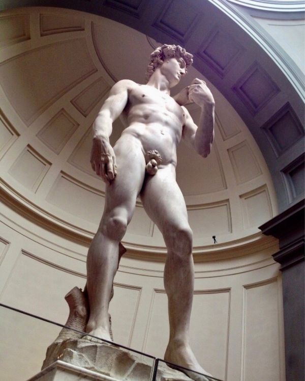 香港・跑馬地 Happy Valley「NRT ✈︎ HKG ✈︎ MXP 🚇 Venezia 🚇 Firenze 🚇 Pisa 🚇 Firenze 🚇 MXP ✈︎ HKG ✈︎ NRT」の写真：アカデミア美術館にて、ミケランジェロのダ...