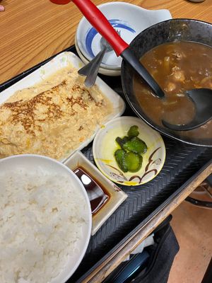 旅行中にネットで見つけおもしろそうなお食事屋さんなので寄ってみました。ほと...