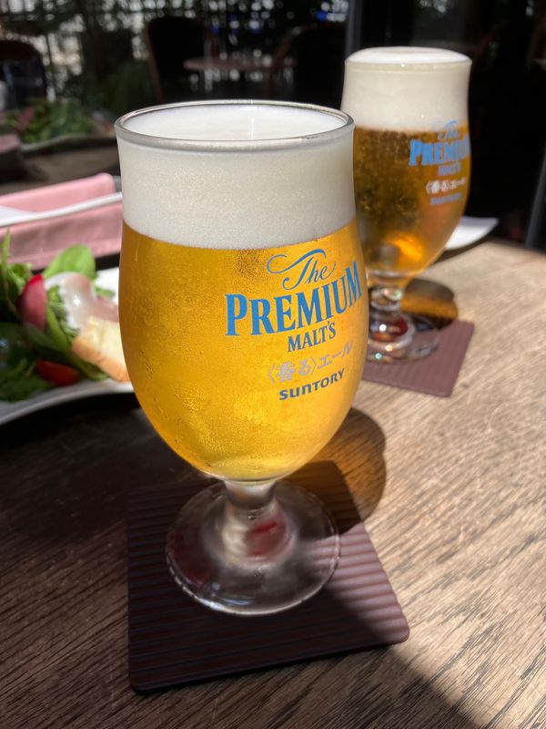 日本「名古屋に住んでいます。」の写真：栄、矢場町にあるair cafeランチで飲むビールが...