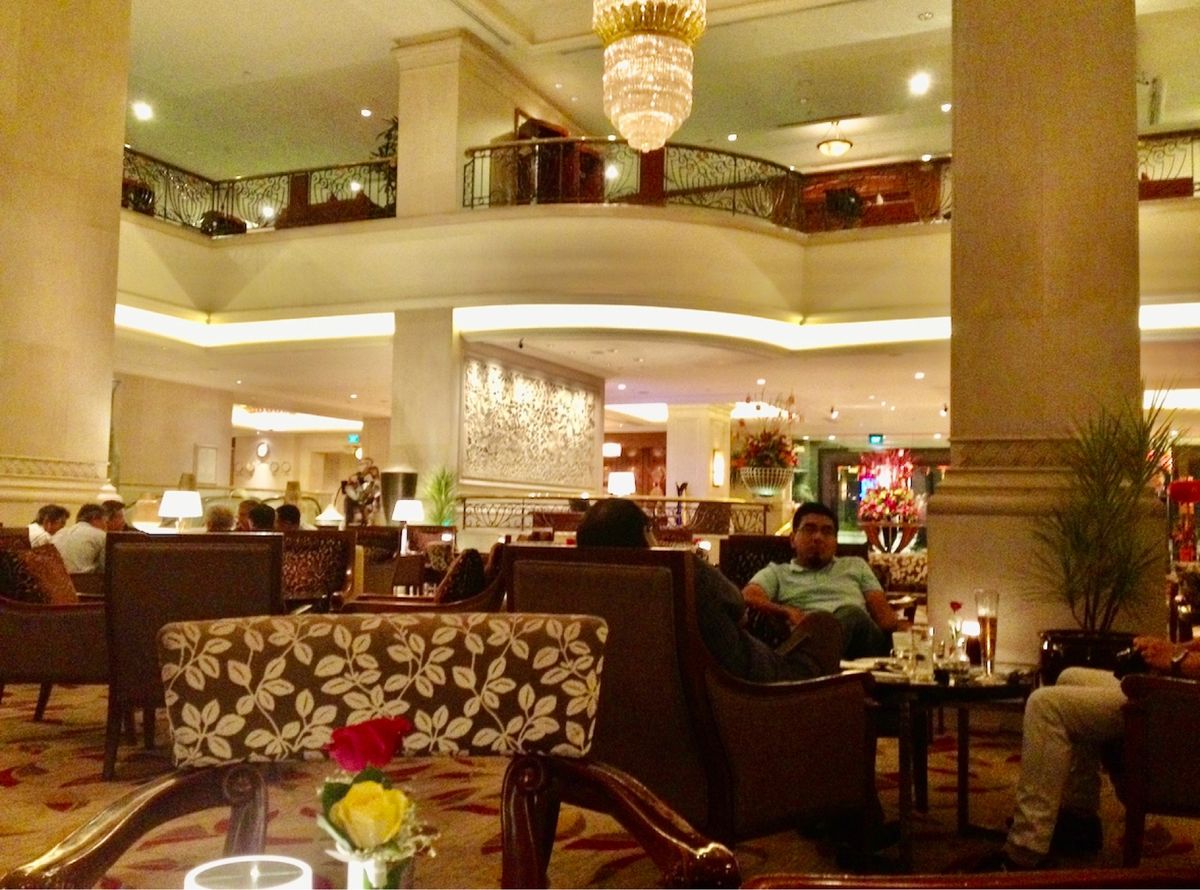 ジャカルタにて、カナダ人妻の姪の結婚式に出席。