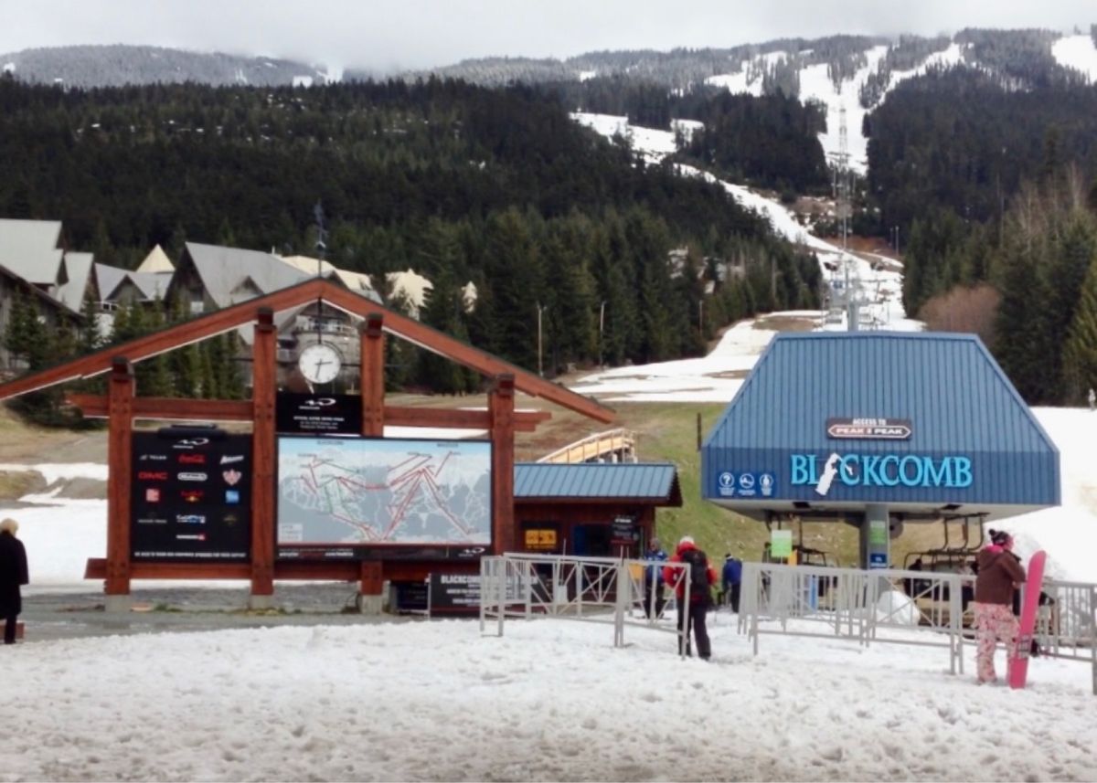 ウィスラー・ブラッコムを散策。