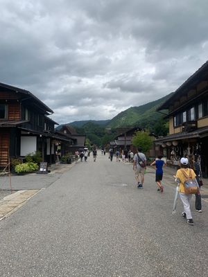 肉寿司は食べるべし！