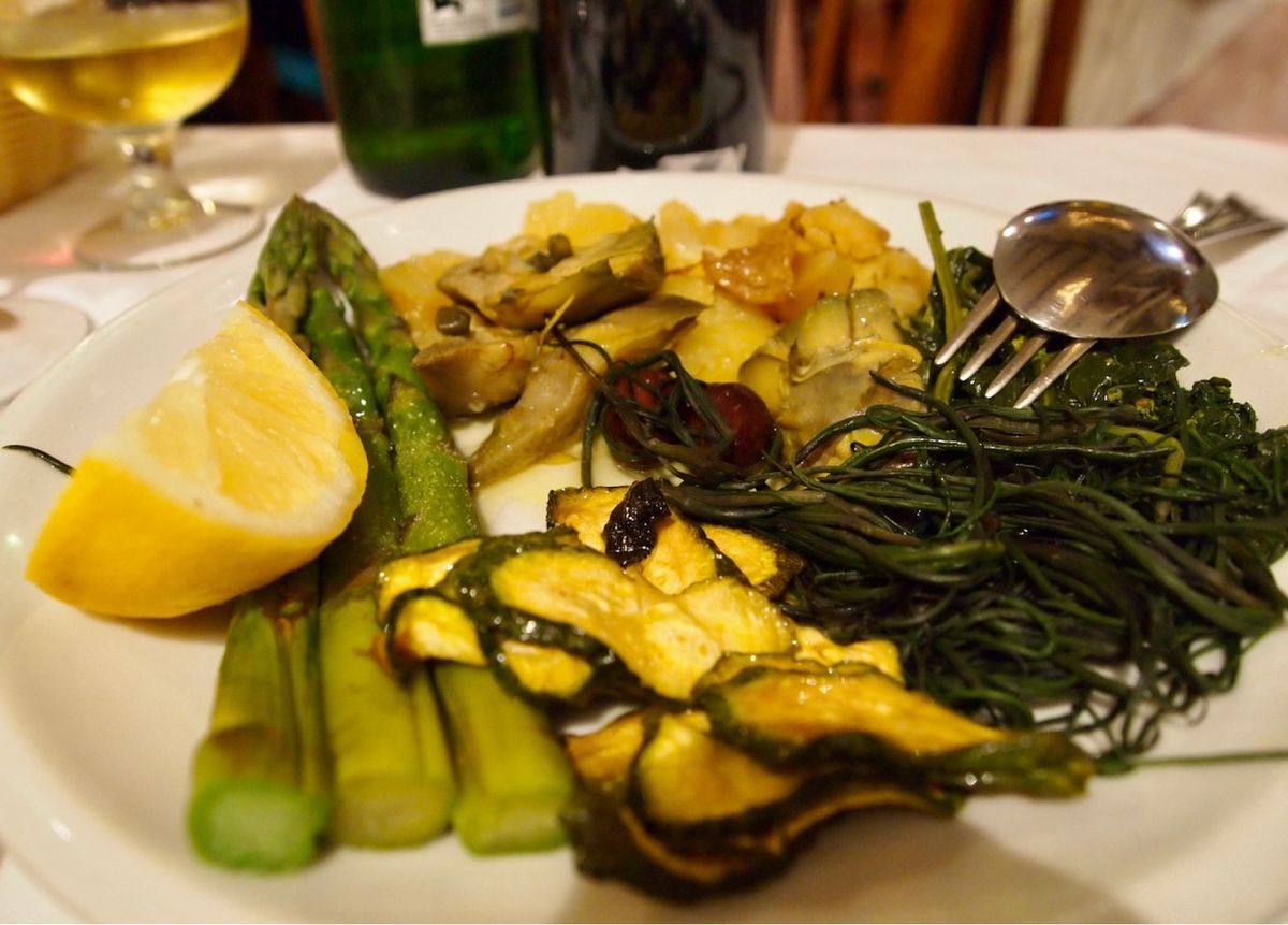 ホテル横のイタリアン。