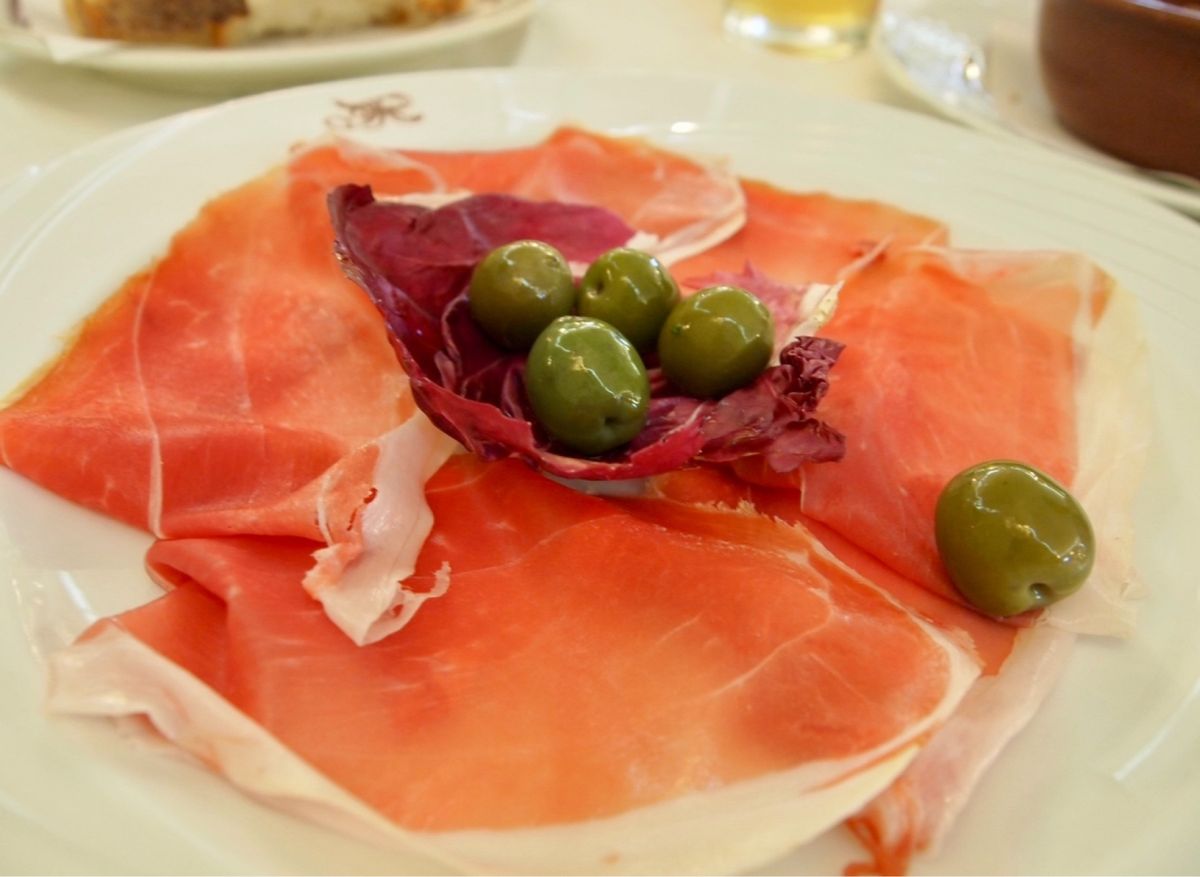 ランチ。

ナポリと言えばイイダコ、と言うくらい好きです。