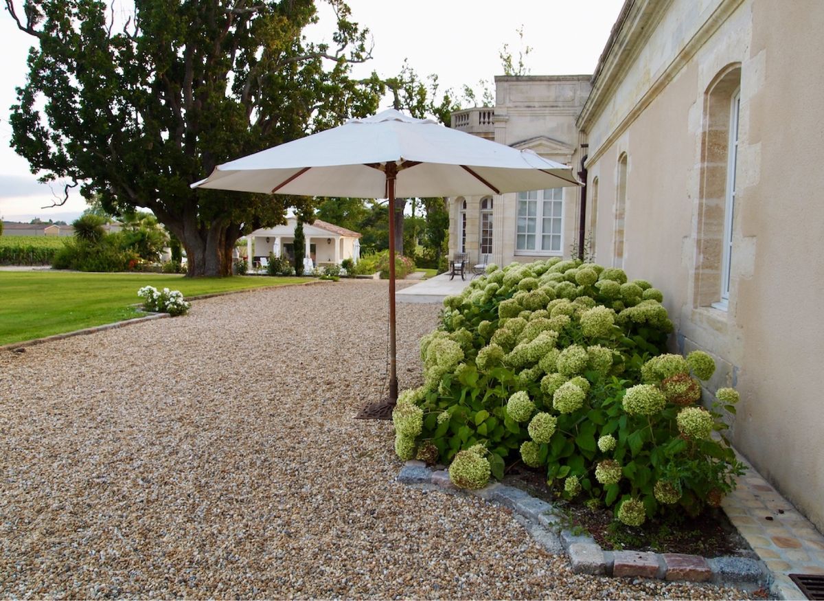 ポイヤックからマルゴーへ。

今晩はマルゴー泊です。