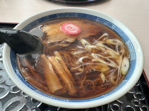 釧路
釧路湿原とタンチョウ鶴
釧路ラーメンと六花亭喫茶室